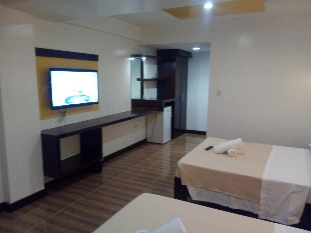 Seashore Beach Resort Puerto Galera Exterior foto