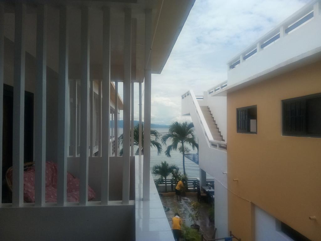 Seashore Beach Resort Puerto Galera Exterior foto